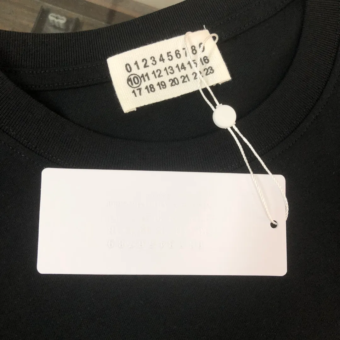 💰P85💥 Margiela Series ， Same Style T ， logo， ！ ， ！ Classic ， ！ 100% ， 260g ， ， ， Breathable， ， ！ ：Black White Size：M-3XL